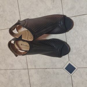 Bamboo blabk 4" heels sise 10